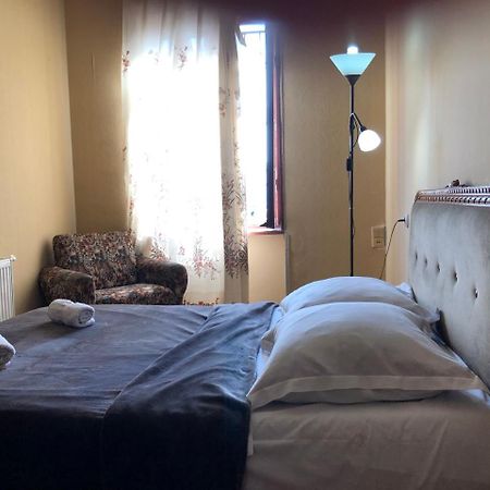 Lucky Family Hotel Tbilisi Ngoại thất bức ảnh