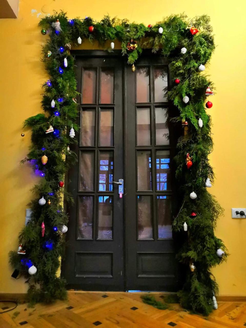 Lucky Family Hotel Tbilisi Ngoại thất bức ảnh