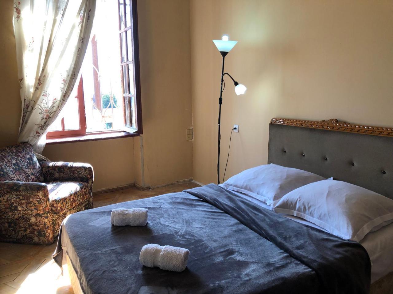 Lucky Family Hotel Tbilisi Ngoại thất bức ảnh