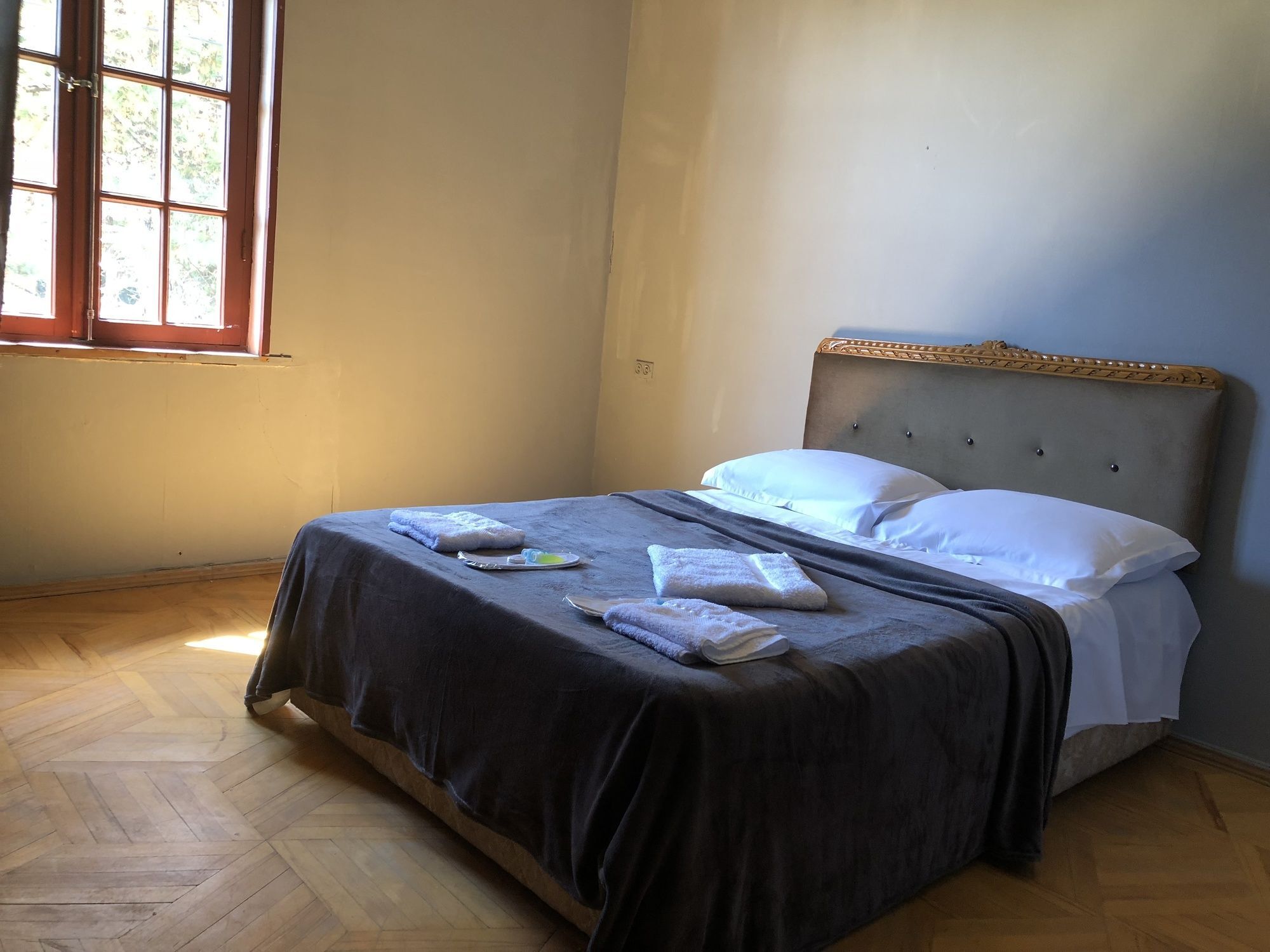 Lucky Family Hotel Tbilisi Ngoại thất bức ảnh