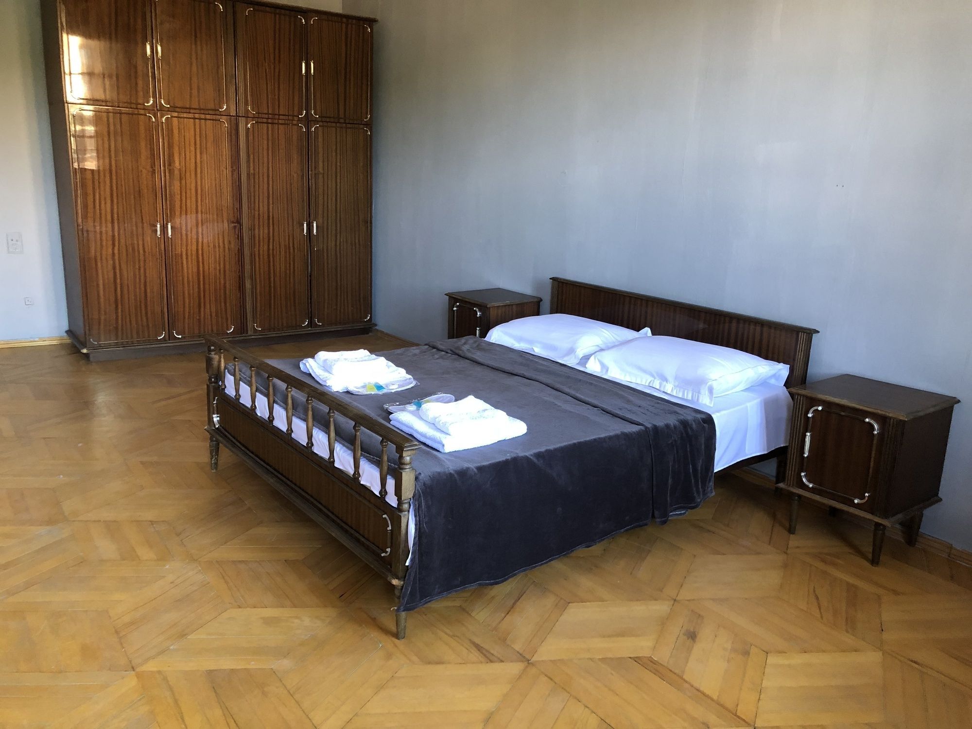 Lucky Family Hotel Tbilisi Ngoại thất bức ảnh