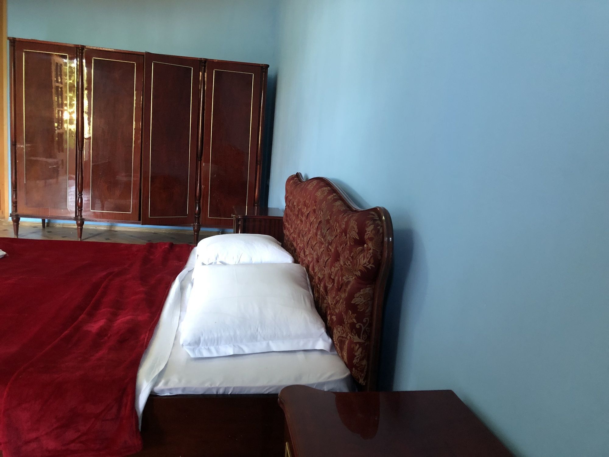 Lucky Family Hotel Tbilisi Ngoại thất bức ảnh